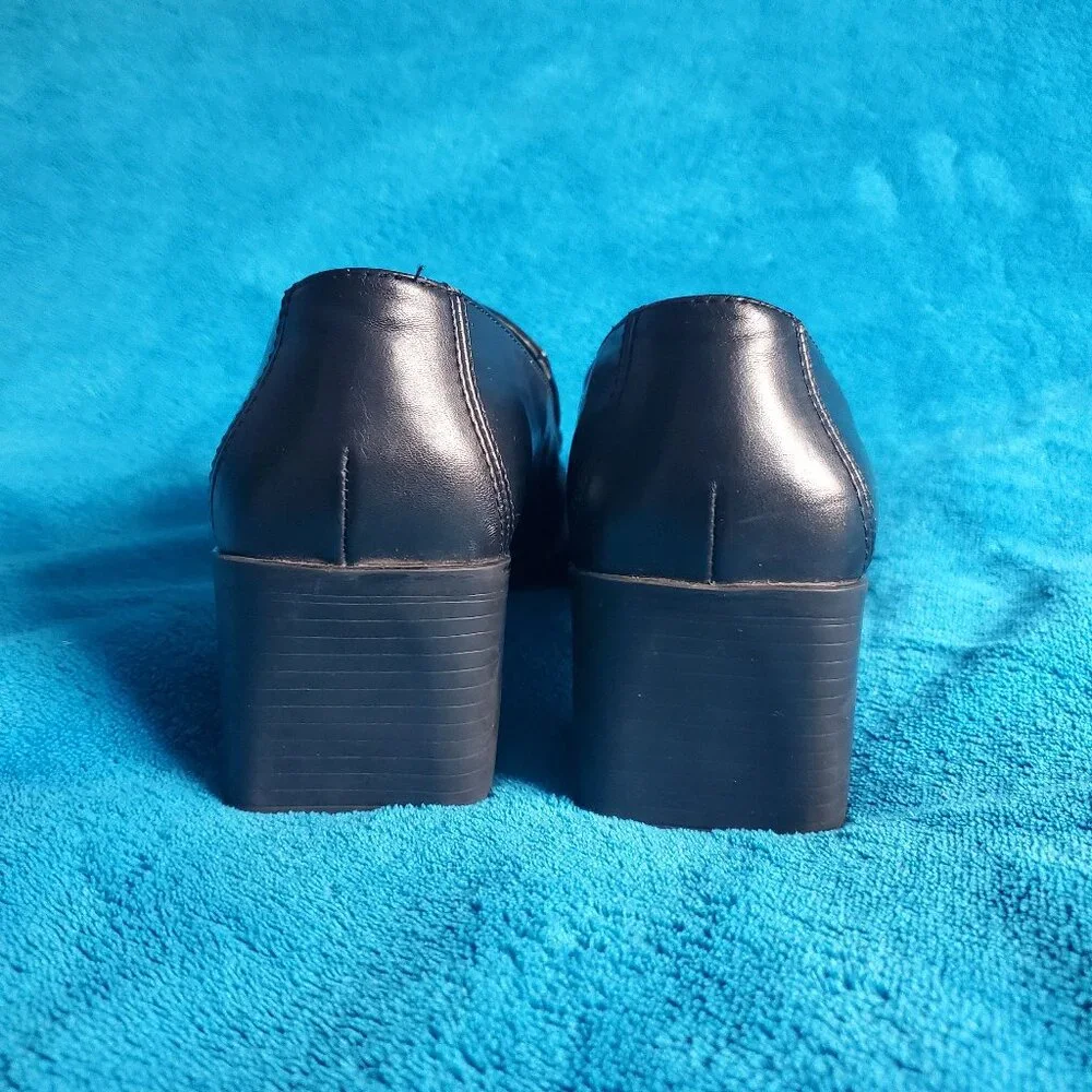 Women's Black Jessica Heel Loafers - Picture 5 of 5